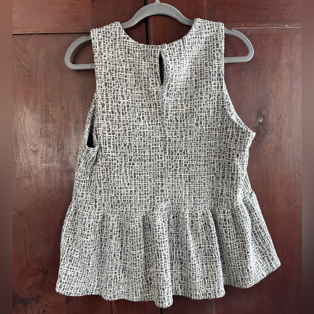 Amadi Texture Sleeveless Peplum Top - Picture 3 of 10